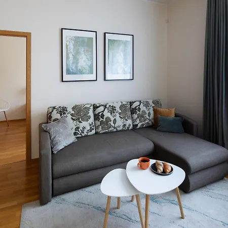 Apartment One Bedroom Sunny Tallinn Street With Parking *