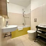 One Bedroom Sunny Tallinn Street With Parking * Riga